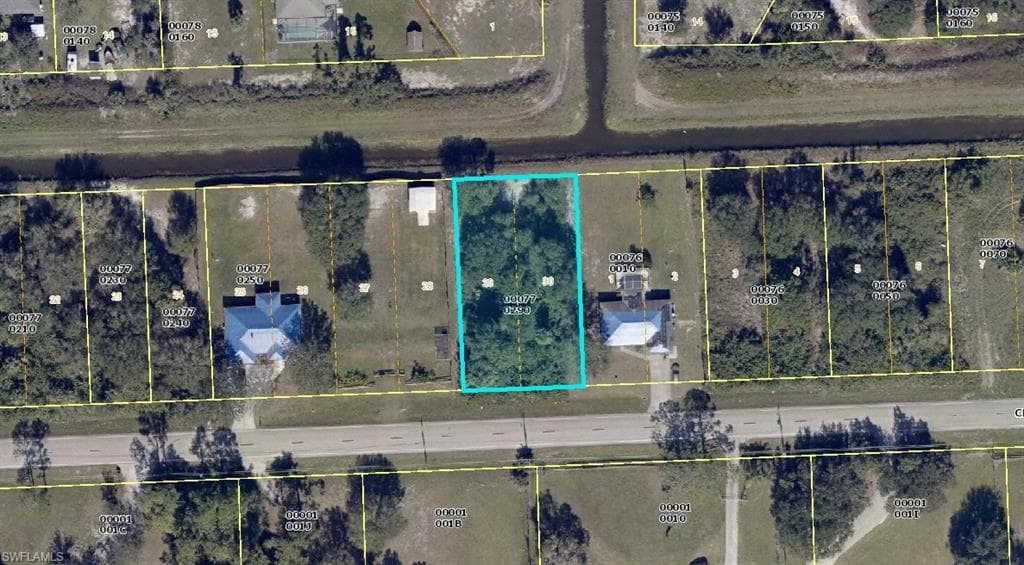 15321 Cemetery RD FORT MYERS, FL 33905