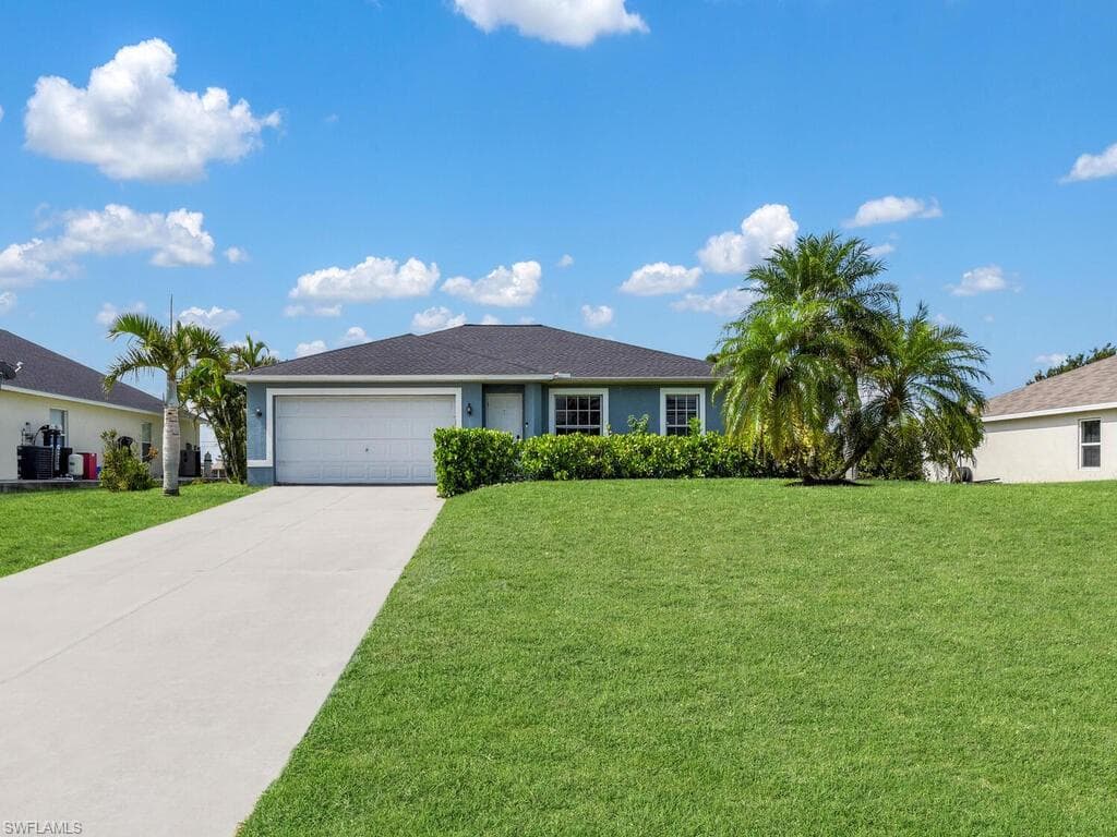 1136 NW 16th TER CAPE CORAL, FL 33993