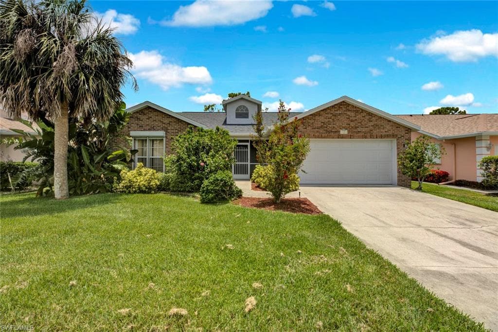 3284 CLUBVIEW DR NORTH FORT MYERS, FL 33917