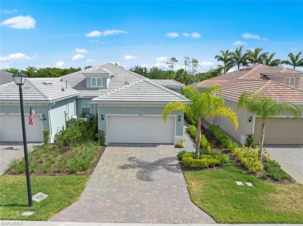 10743 Manatee Key LN ESTERO, FL 33928
