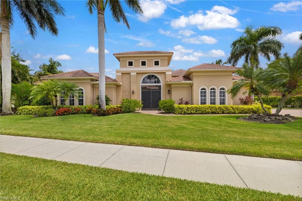 7834 Classics DR NAPLES, FL 34113