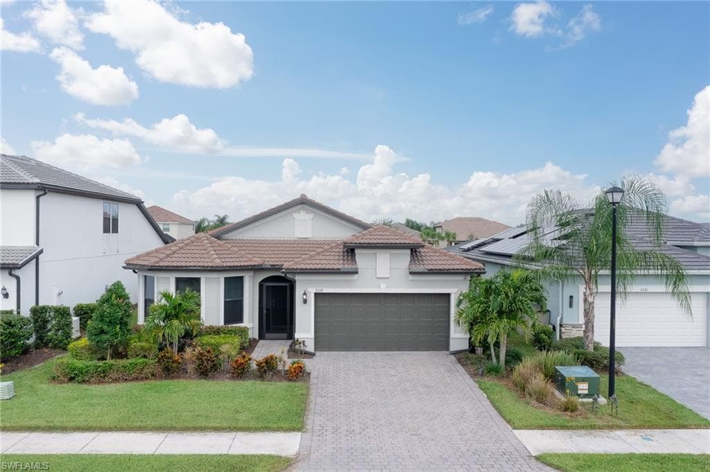 2137 Clementine ST NAPLES, FL 34120