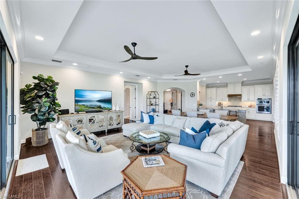 16422 Carrara WAY 2-101 NAPLES, FL 34110