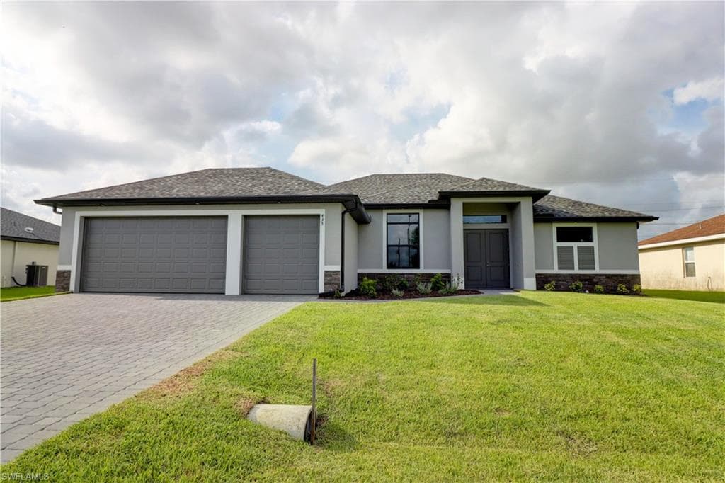 3755 NE 15th PL CAPE CORAL, FL 33909