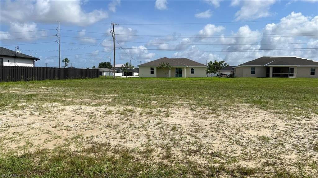 707 NW 7th TER CAPE CORAL, FL 33993