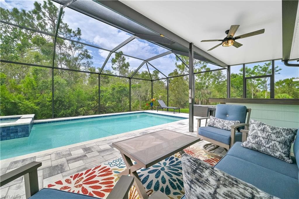 8868 Cascade Price CIR NORTH FORT MYERS, FL 33917