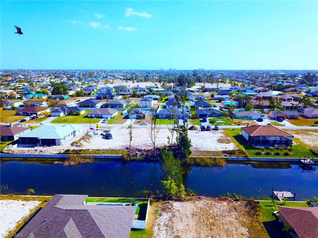 1227 SW 28th TER CAPE CORAL, FL 33914