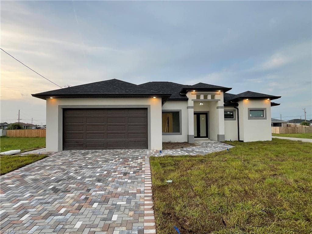 4200 33rd ST SW LEHIGH ACRES, FL 33976