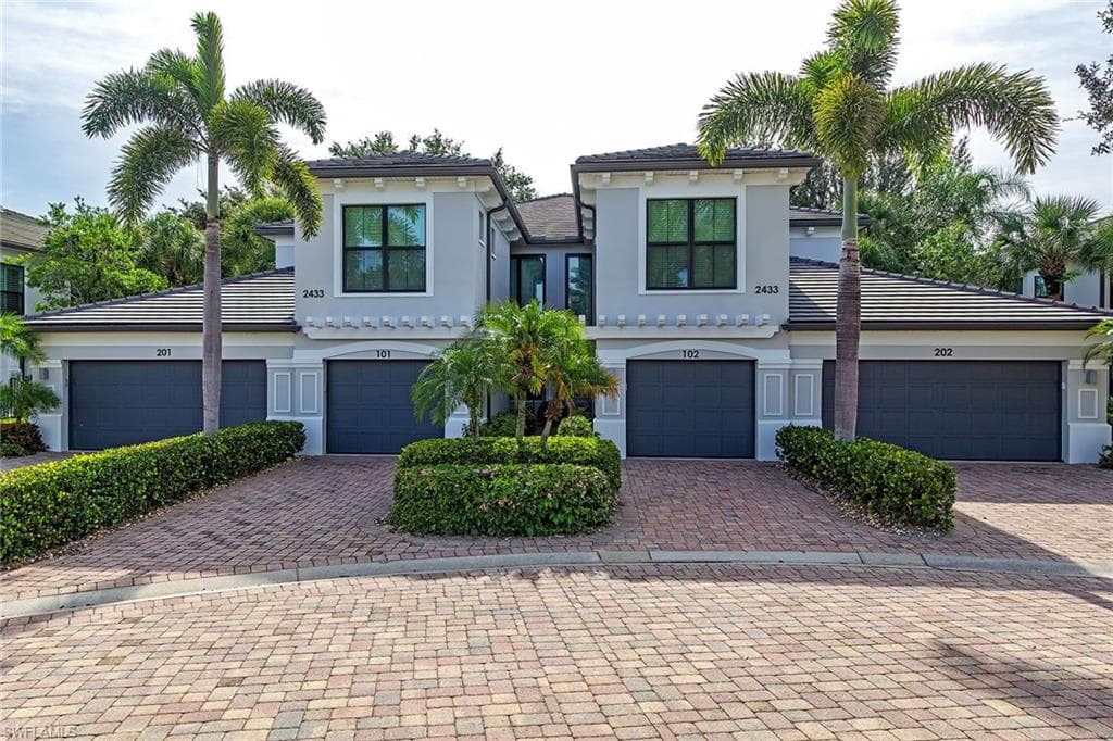 2433 Ravenna BLVD 102 NAPLES, FL 34109