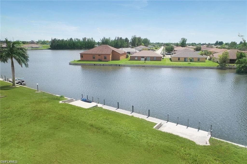 412 SW 3rd ST CAPE CORAL, FL 33991