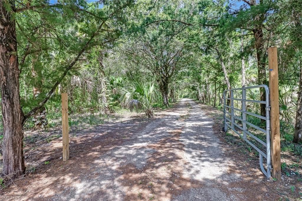 109 10th ST NE NAPLES, FL 34120