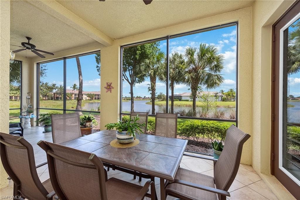2595 Aviamar CIR 101 NAPLES, FL 34114