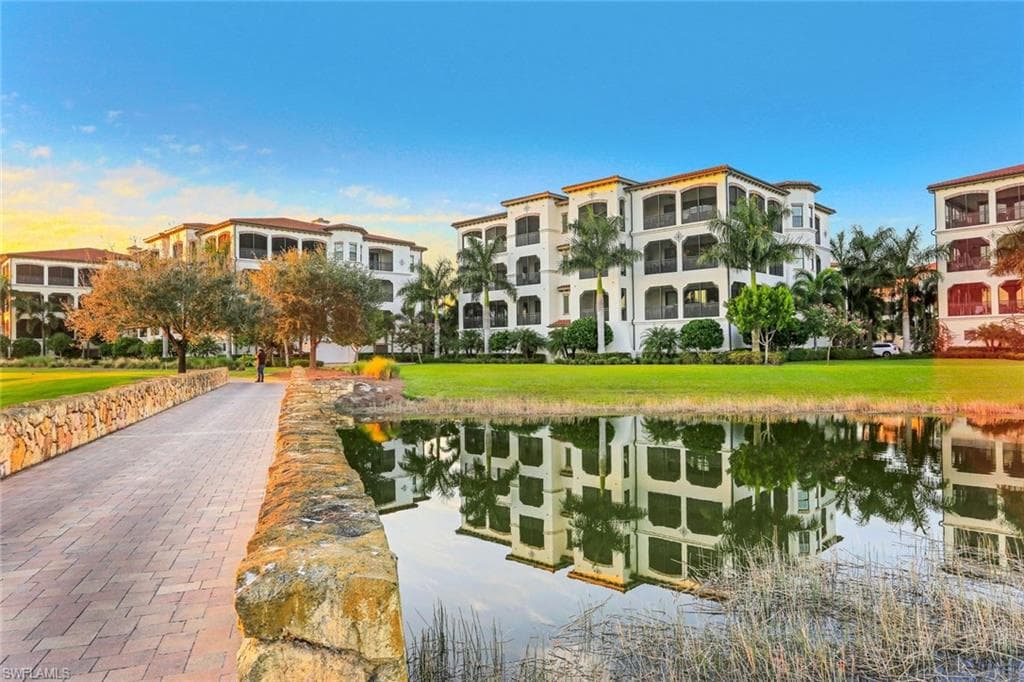 16440 Carrara WAY 6-202 NAPLES, FL 34110