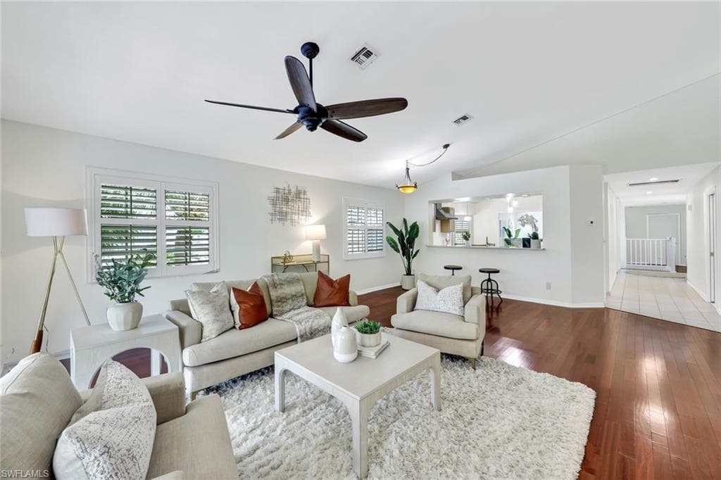 2811 Aintree LN E204 NAPLES, FL 34112