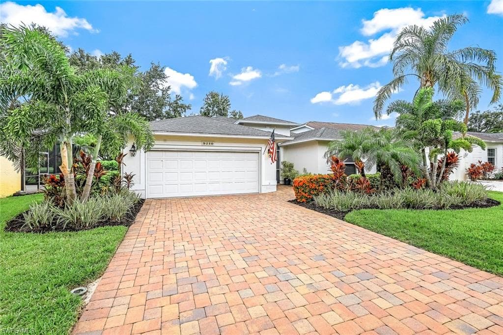 9210 Lanthorn WAY ESTERO, FL 33928