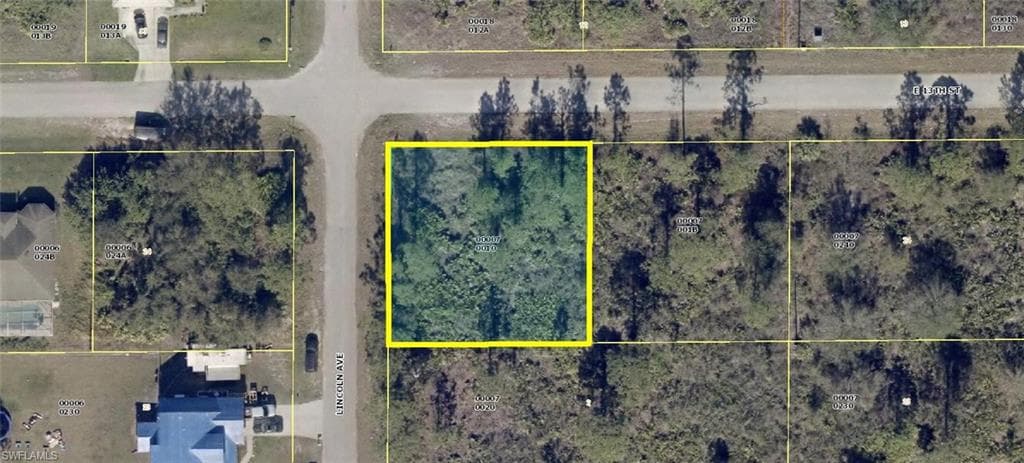 1226 Lincoln AVE LEHIGH ACRES, FL 33972