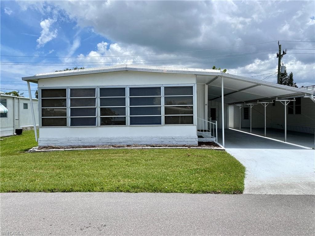 41 Enchanting BLVD E-41 NAPLES, FL 34112