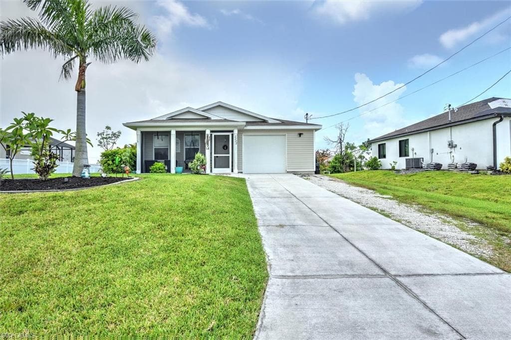 2222 NW 25th LN CAPE CORAL, FL 33993
