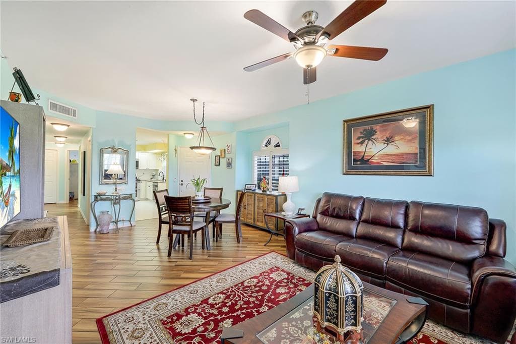 28068 Cavendish CT 2301 BONITA SPRINGS, FL 34135