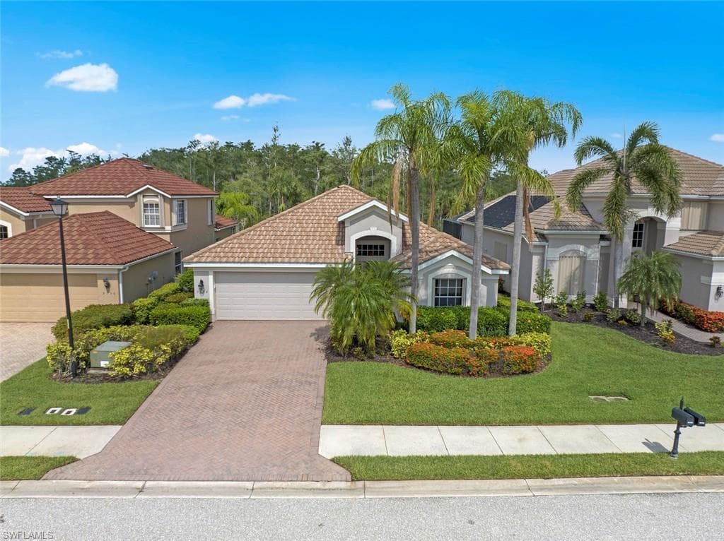 9154 Shadow Glen WAY FORT MYERS, FL 33913