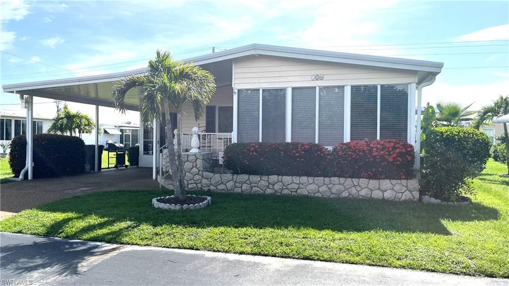 520 Sun Up ST NORTH FORT MYERS, FL 33917