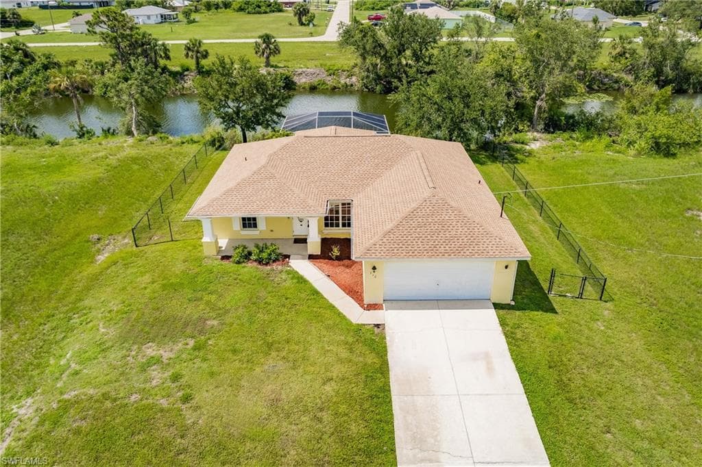 2109 NE 25th TER CAPE CORAL, FL 33909