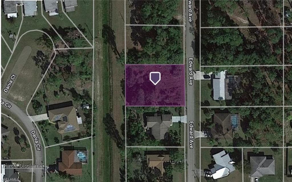 305 Edward AVE LEHIGH ACRES, FL 33936