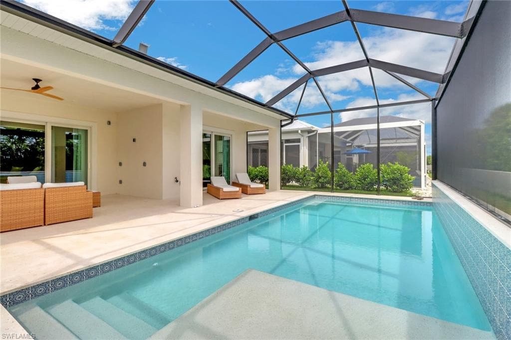 155 Cambria LN NAPLES, FL 34112