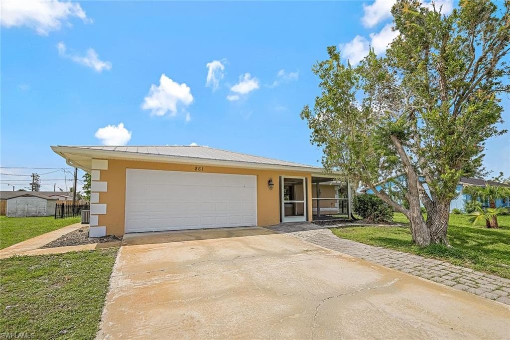 861 Mensh TER NW PORT CHARLOTTE, FL 33948