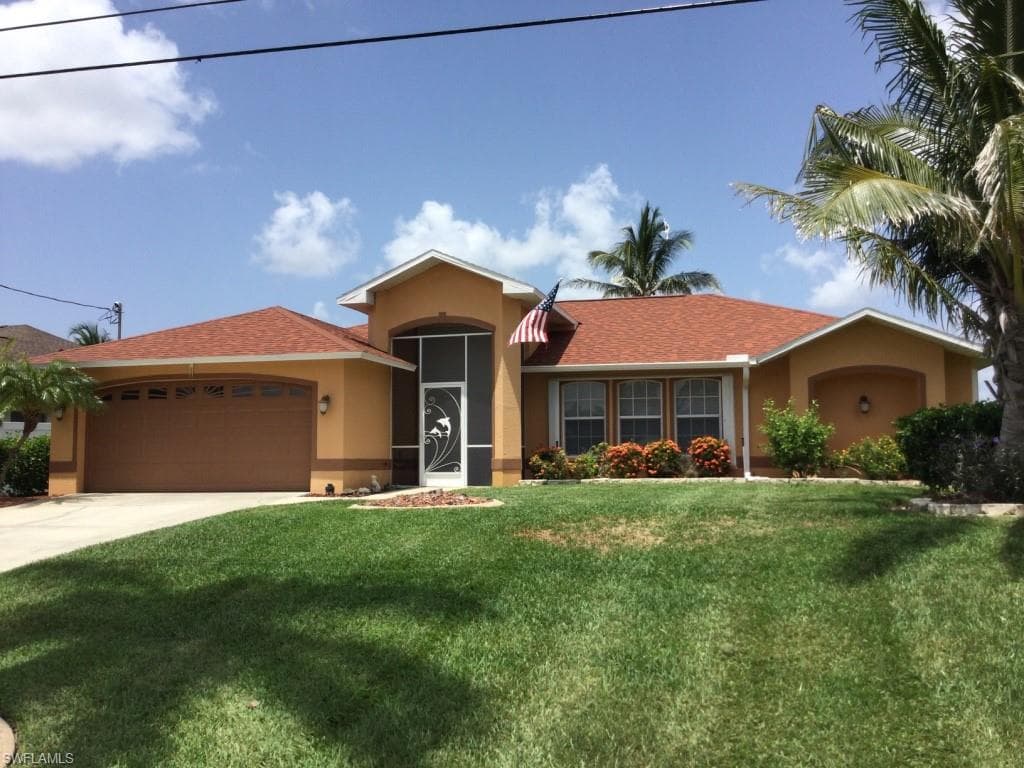 2124 5th AVE CAPE CORAL, FL 33991