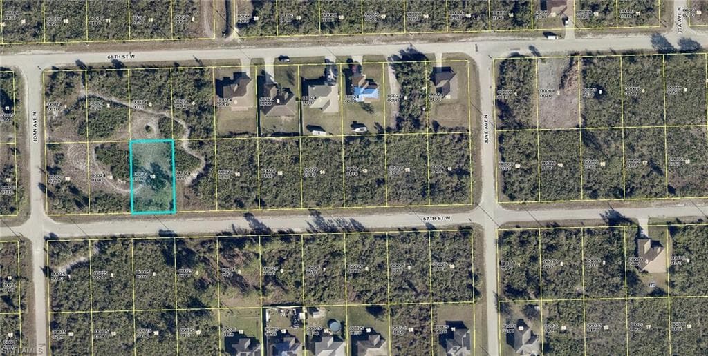2914 67th ST W LEHIGH ACRES, FL 33971