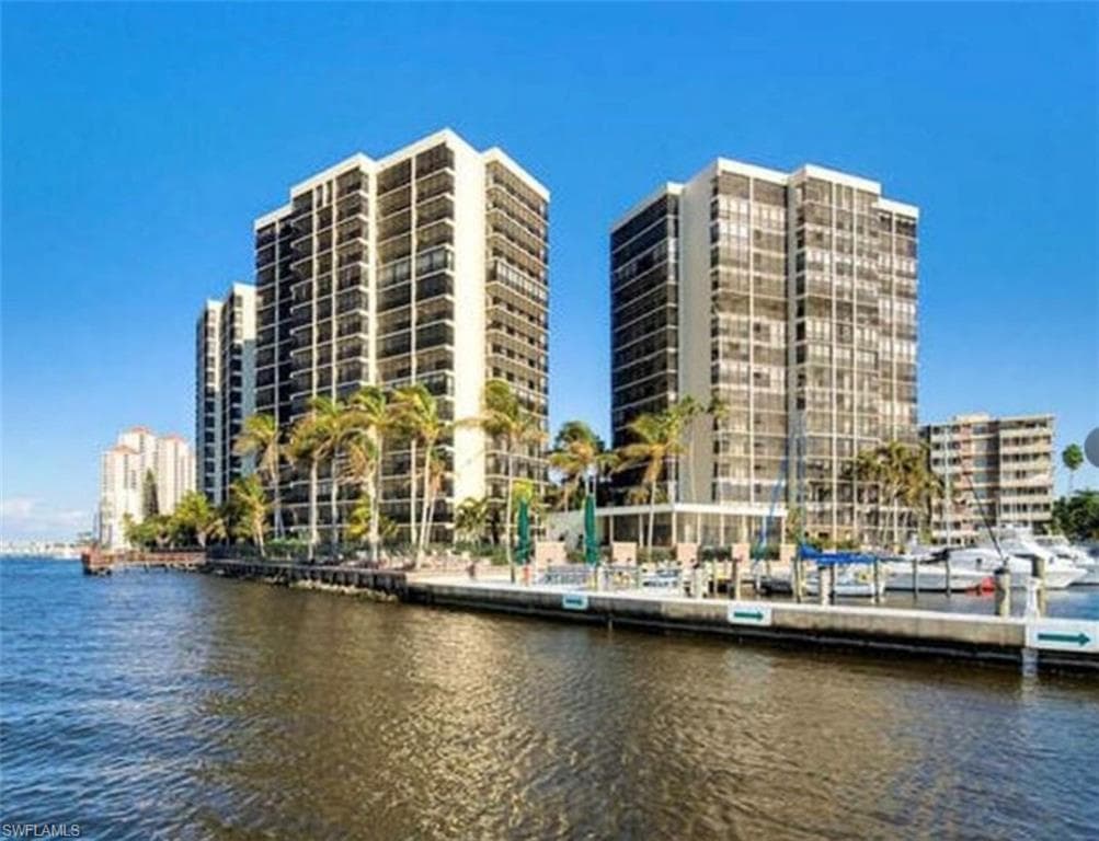 1920 Virginia AVE 303 FORT MYERS, FL 33901