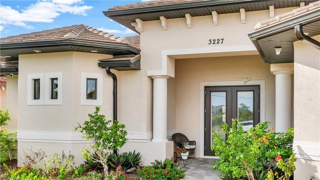 3227 Embers PKWY W CAPE CORAL, FL 33993