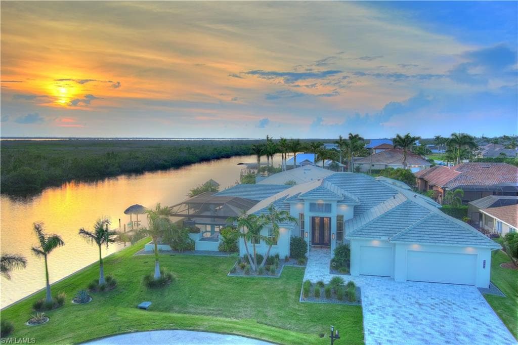 2909 SW 29th LN CAPE CORAL, FL 33914
