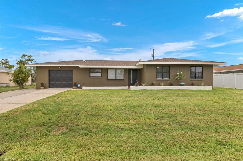 1235 SE 44th ST CAPE CORAL, FL 33904