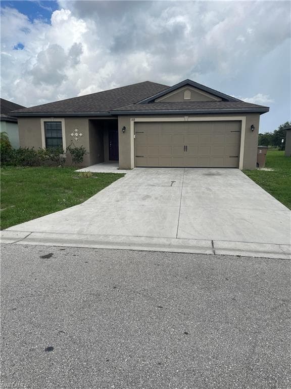 188 Shadow Lakes DR LEHIGH ACRES, FL 33974