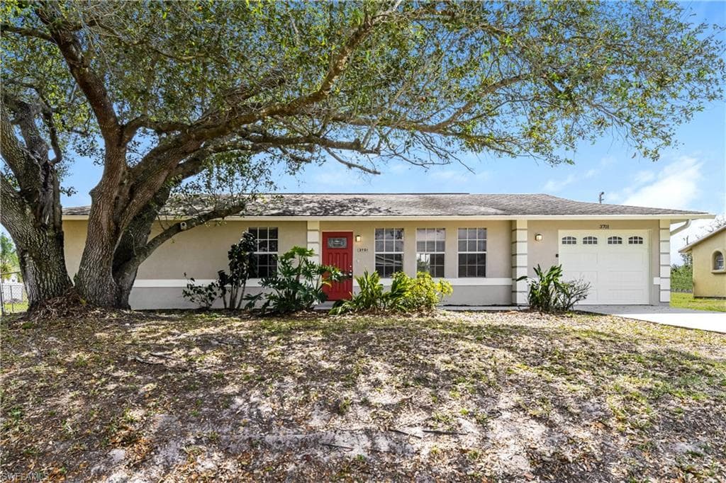 3701 14th ST W LEHIGH ACRES, FL 33971