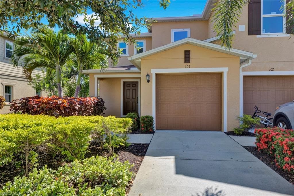 6351 Brant Bay BLVD 101 NORTH FORT MYERS, FL 33917