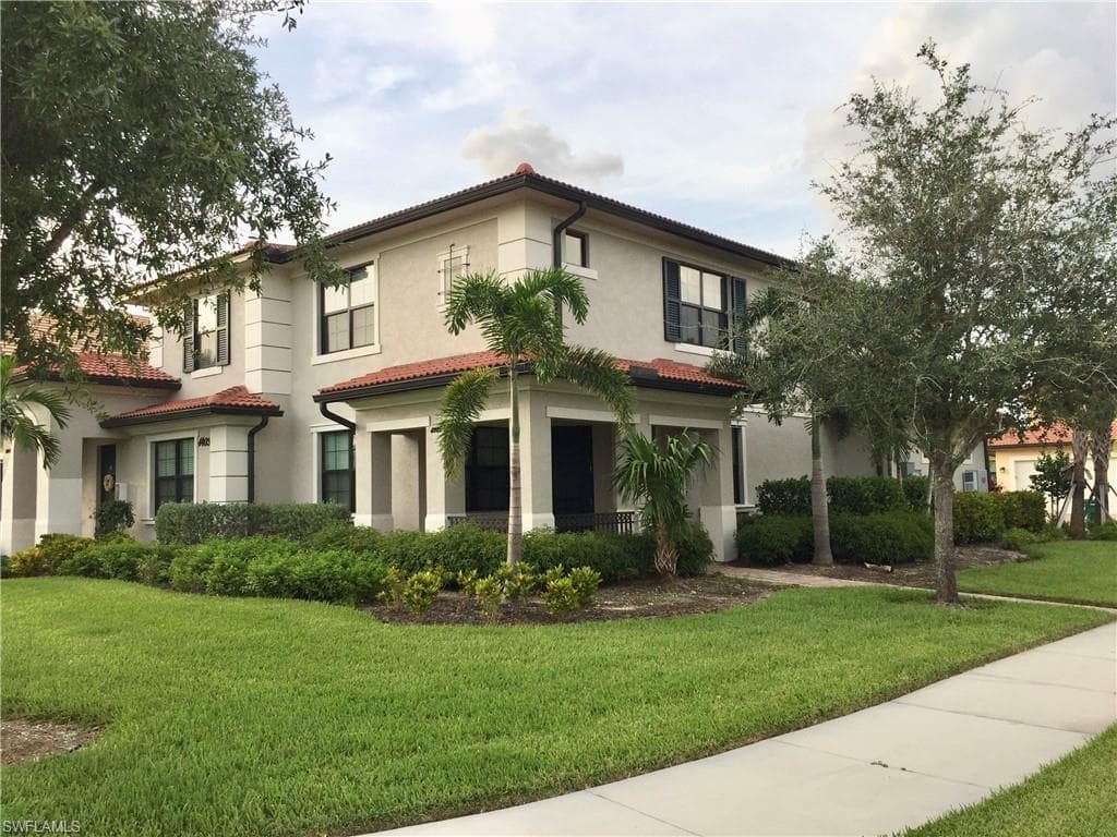 1403 Santiago CIR 1203 NAPLES, FL 34113