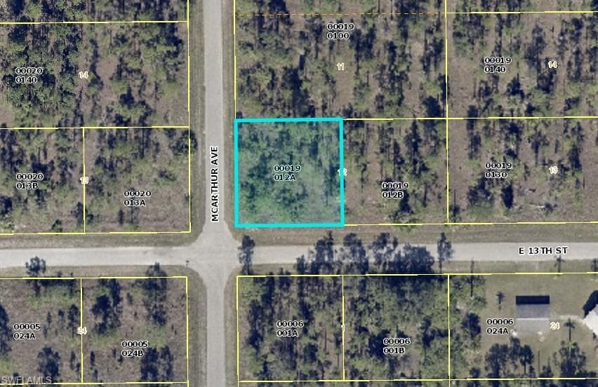 2801 E 13th ST LEHIGH ACRES, FL 33972