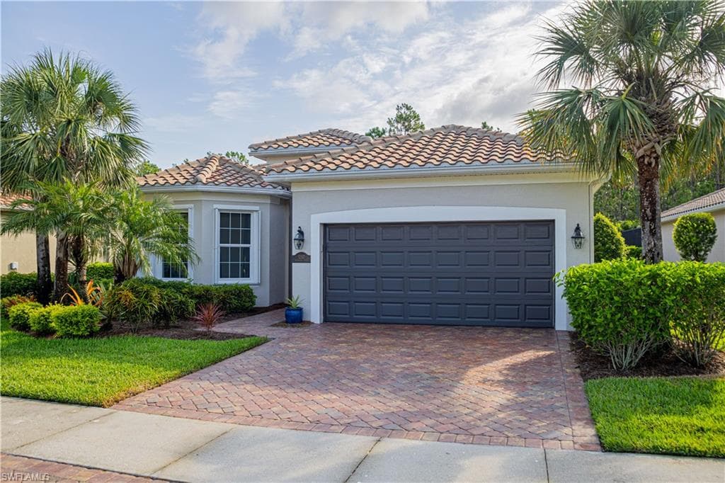 12117 Chrasfield Chase FORT MYERS, FL 33913
