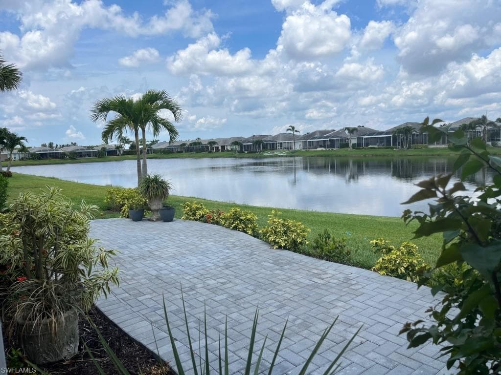 2625 Anguilla DR CAPE CORAL, FL 33991
