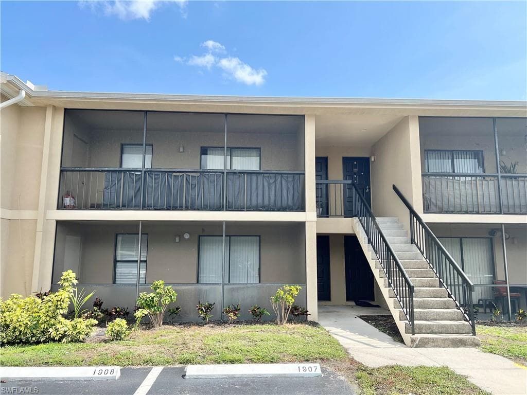 5319 Summerlin RD 1907 FORT MYERS, FL 33919