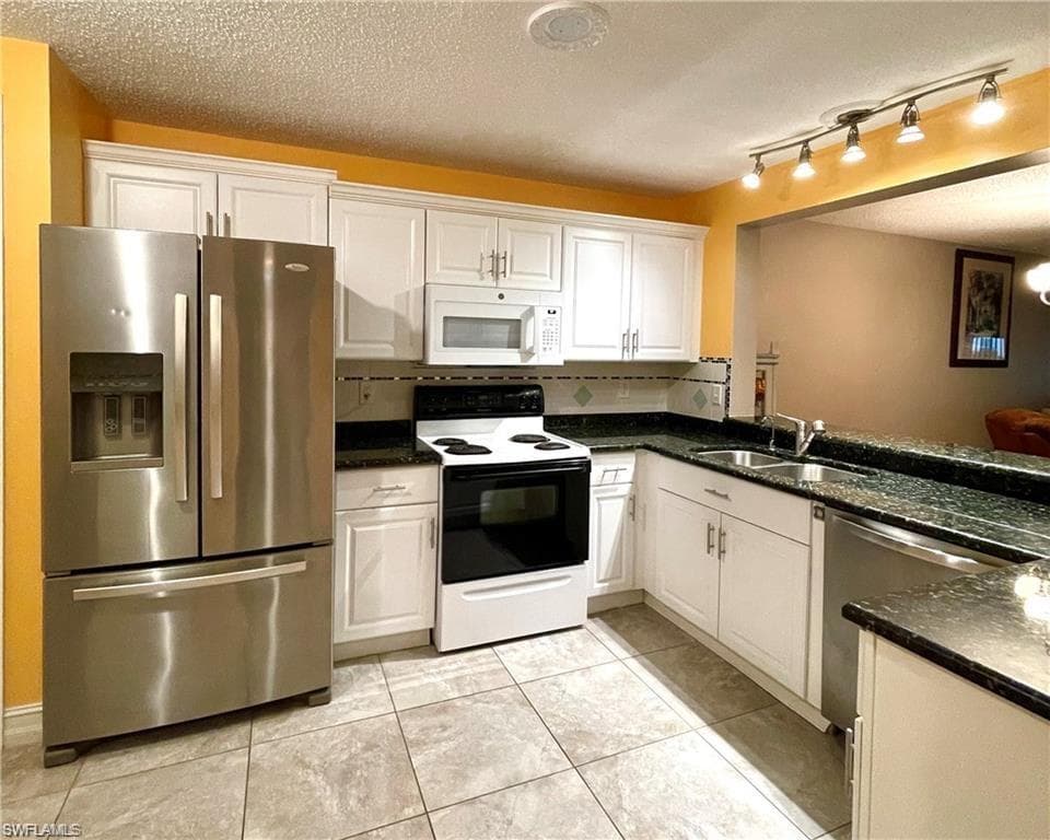 729 Landover CT 104 NAPLES, FL 34104