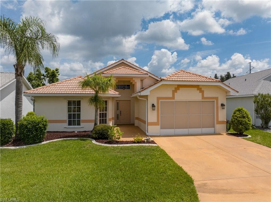 3651 Gloxinia DR NORTH FORT MYERS, FL 33917