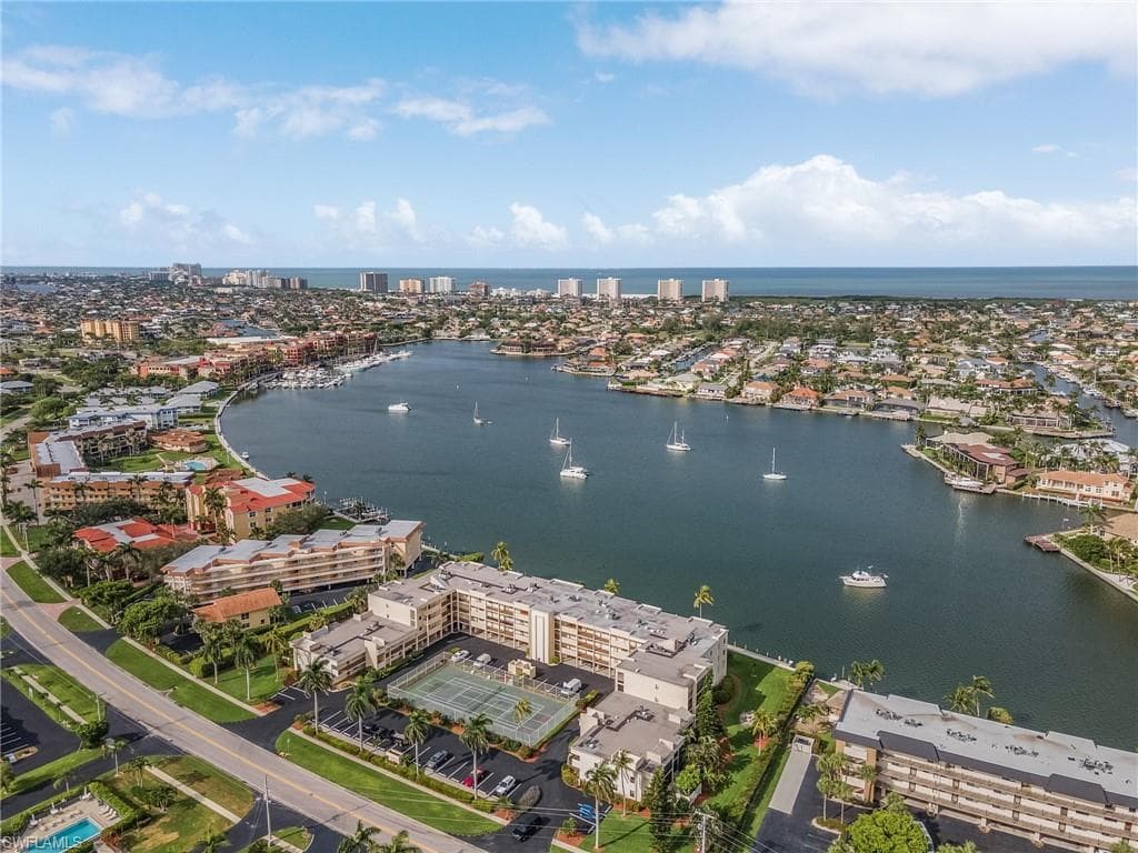 838 W Elkcam CIR 200 MARCO ISLAND, FL 34145