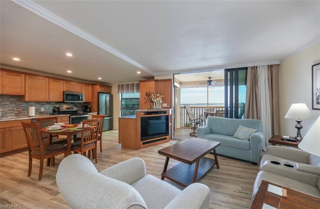 1085 Bald Eagle DR A406 MARCO ISLAND, FL 34145