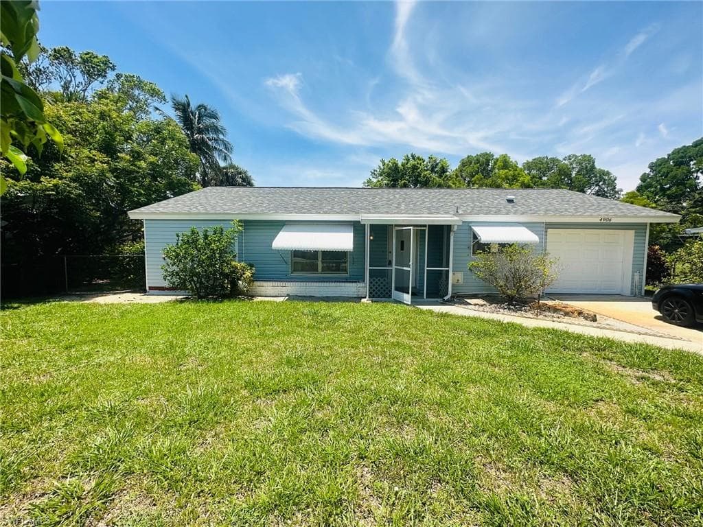 4906 Catalina DR NAPLES, FL 34112