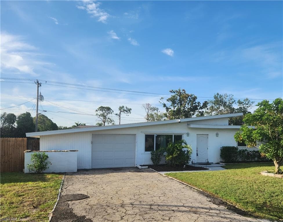 2255 Aldridge AVE FORT MYERS, FL 33907