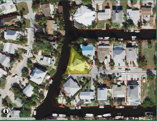 2613 Gulfview DR NAPLES, FL 34112